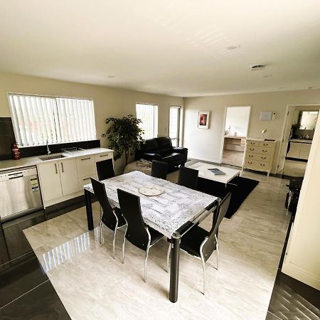 Cross Roads Apartment Pokeno Exterior foto